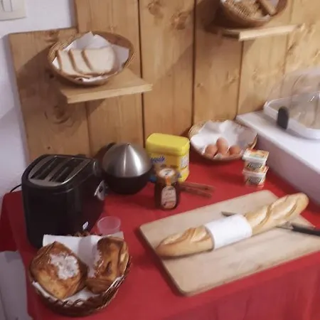 Douce Nuit Frühstückspension Obermodern